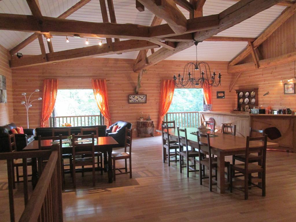 Domaine Du Val De Soux Bed & Breakfast Montgaillard-de-Salies Exterior photo