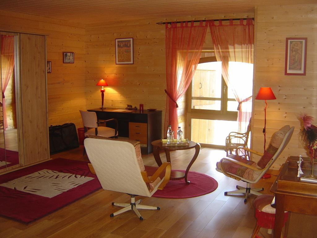 Domaine Du Val De Soux Bed & Breakfast Montgaillard-de-Salies Room photo
