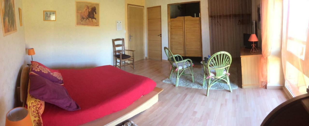 Domaine Du Val De Soux Bed & Breakfast Montgaillard-de-Salies Exterior photo