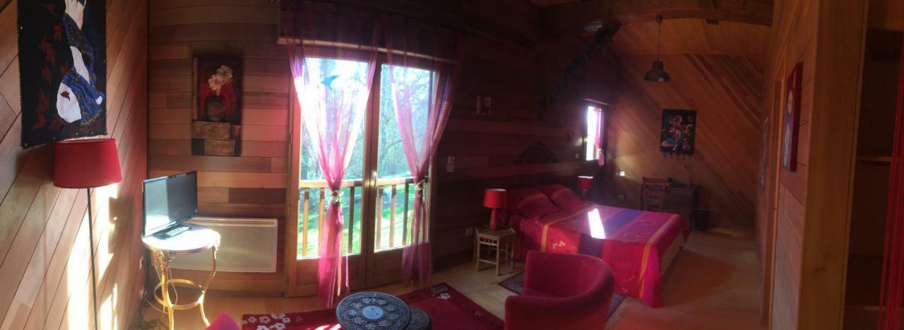 Domaine Du Val De Soux Bed & Breakfast Montgaillard-de-Salies Exterior photo